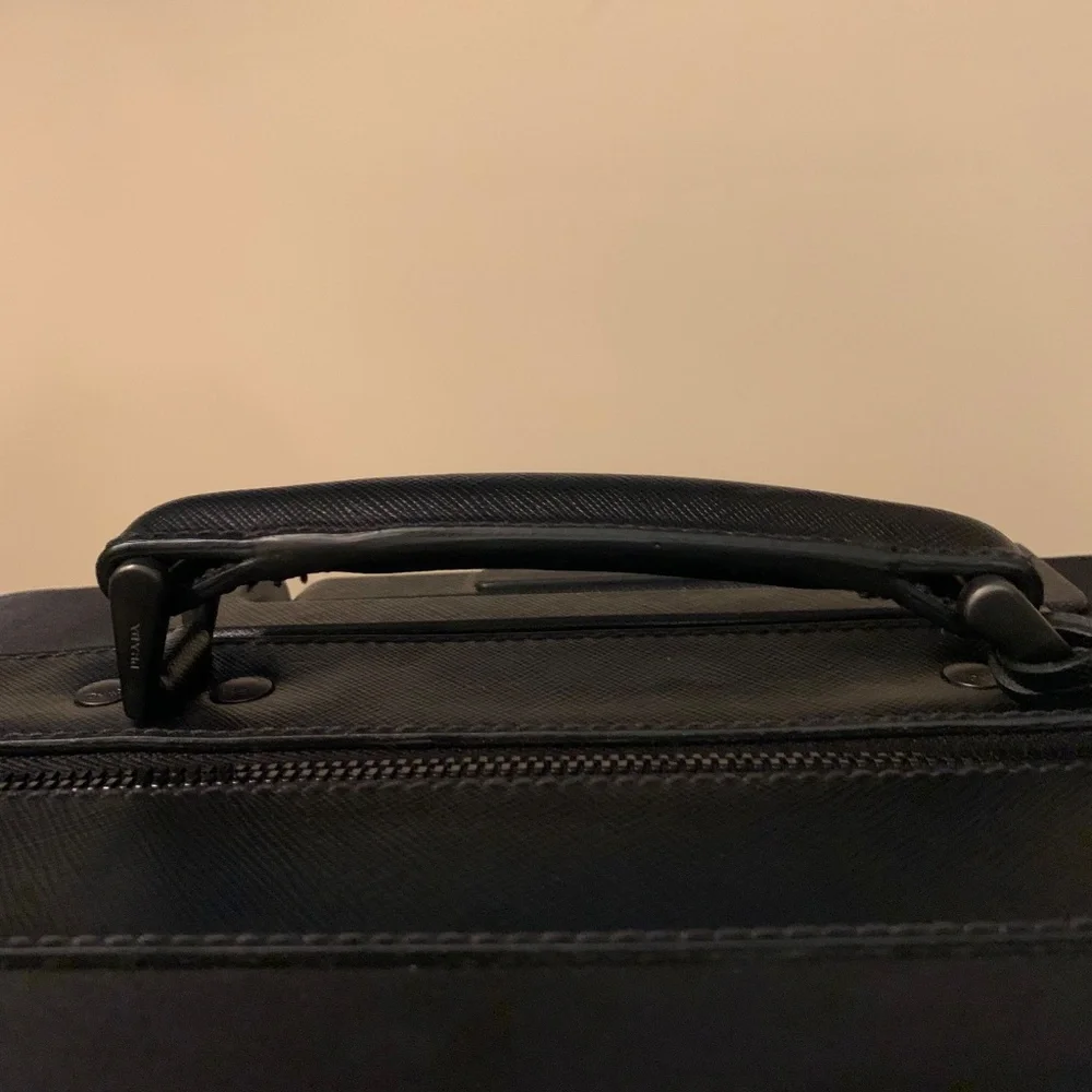 PRADA AUTHENTIC TESSUTO SAFFIANO 4 WHEEL SPINNER